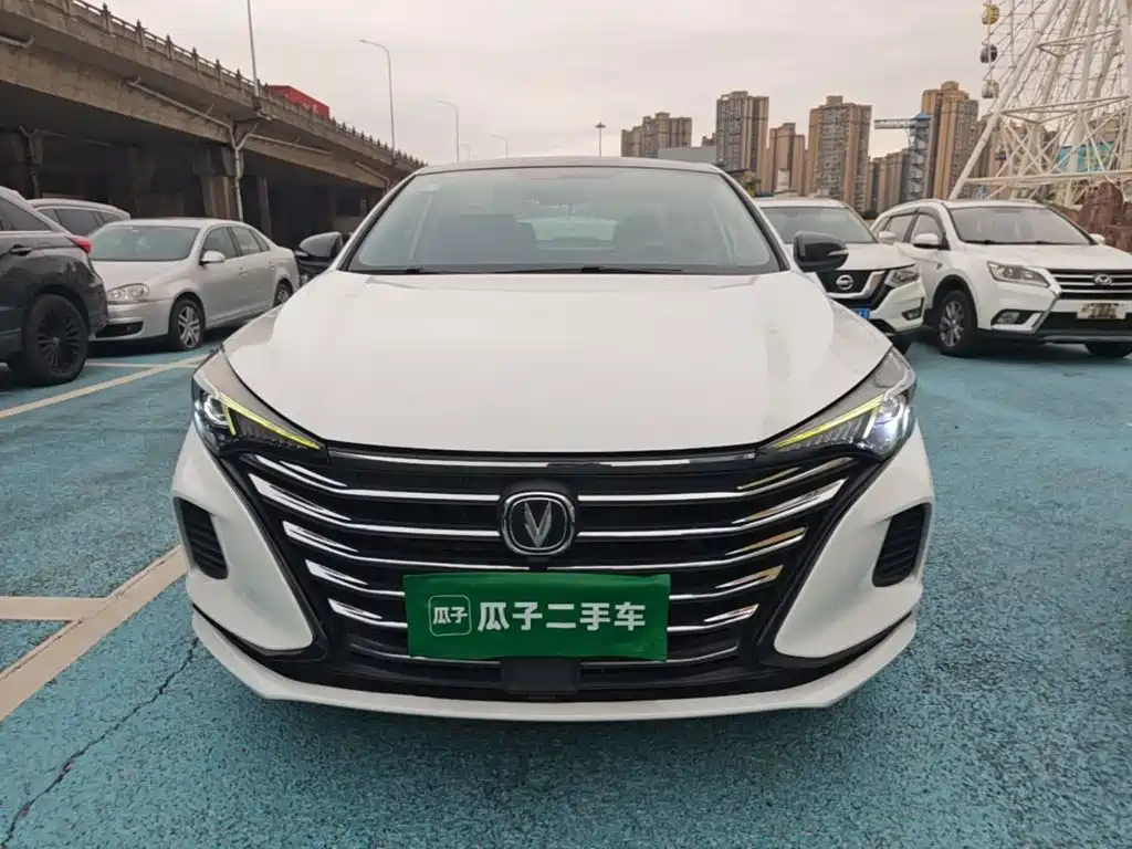 Changan Eado — миниатюра 3