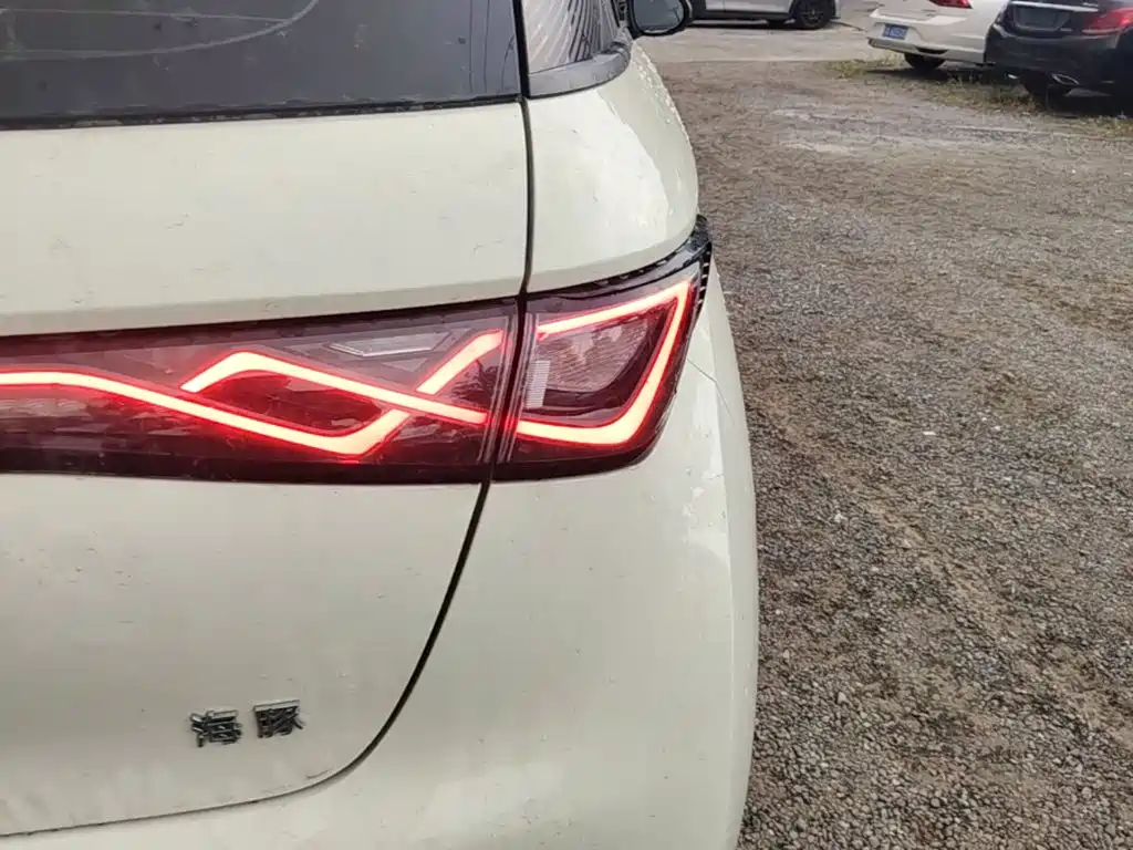 BYD Dolphin — миниатюра 8