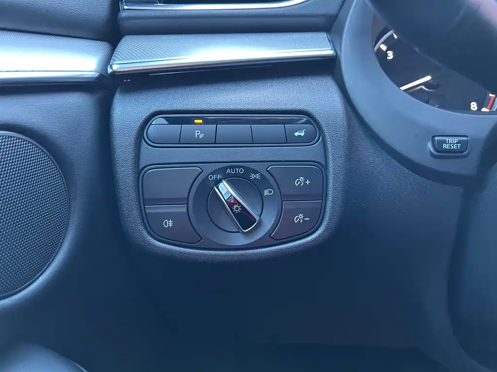 Infiniti QX50 — миниатюра 18