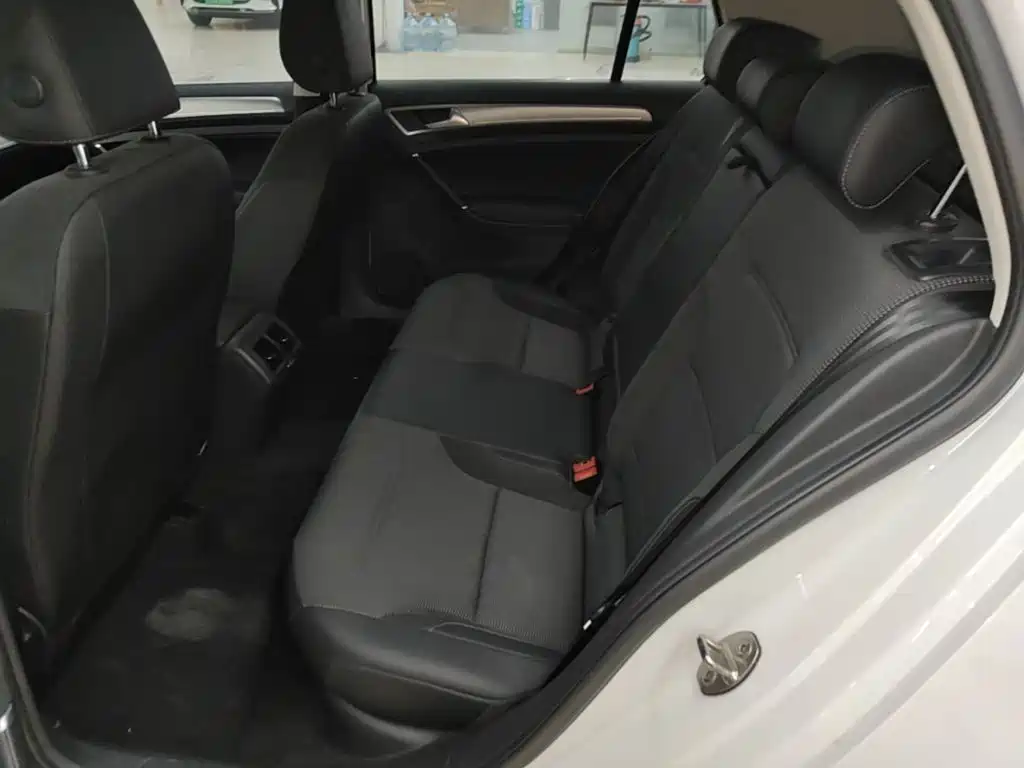 Volkswagen Golf — миниатюра 17