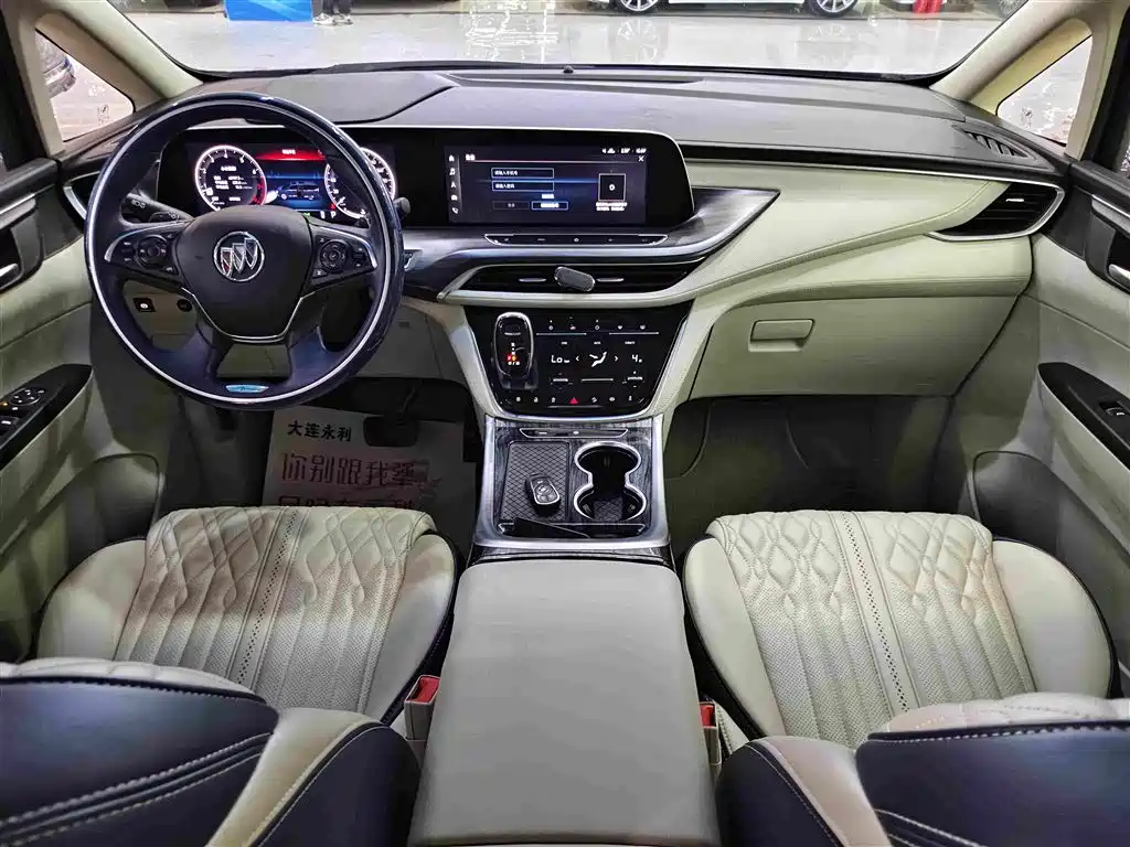 Buick GL8 — миниатюра 6