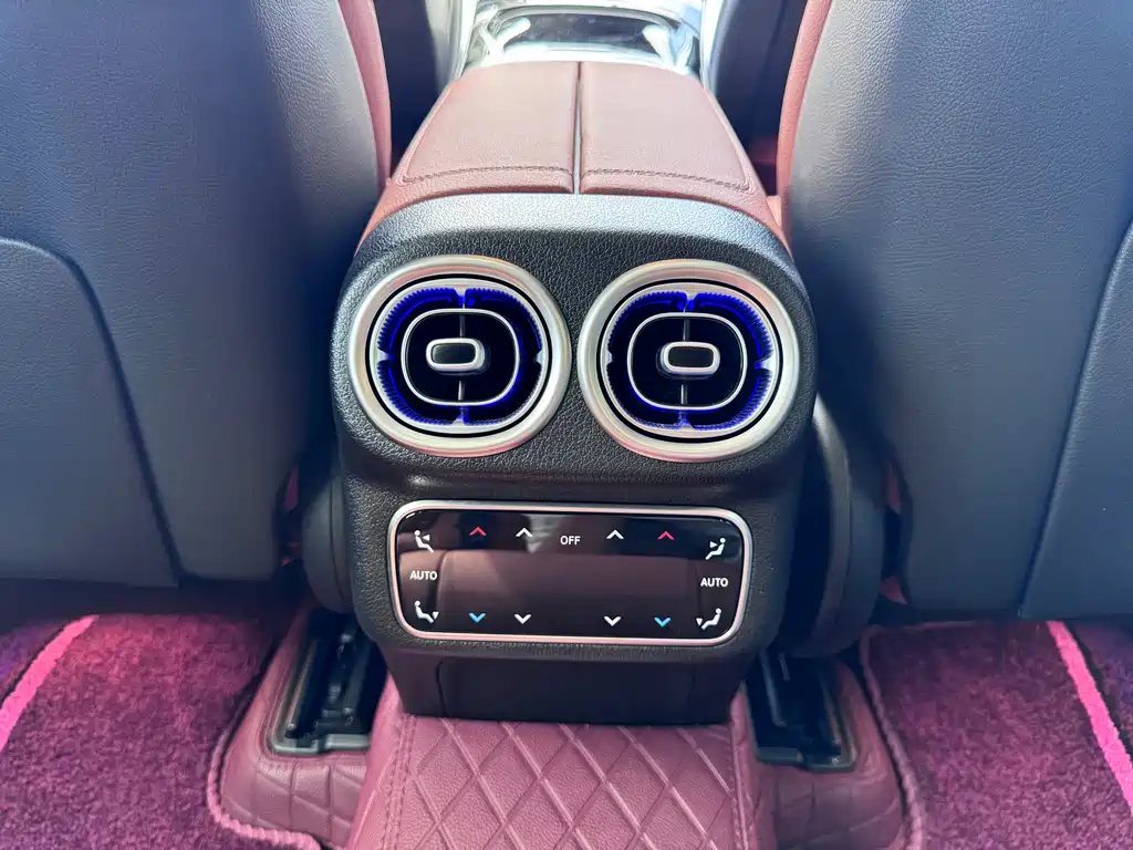 Mercedes-Benz GLC — миниатюра 11