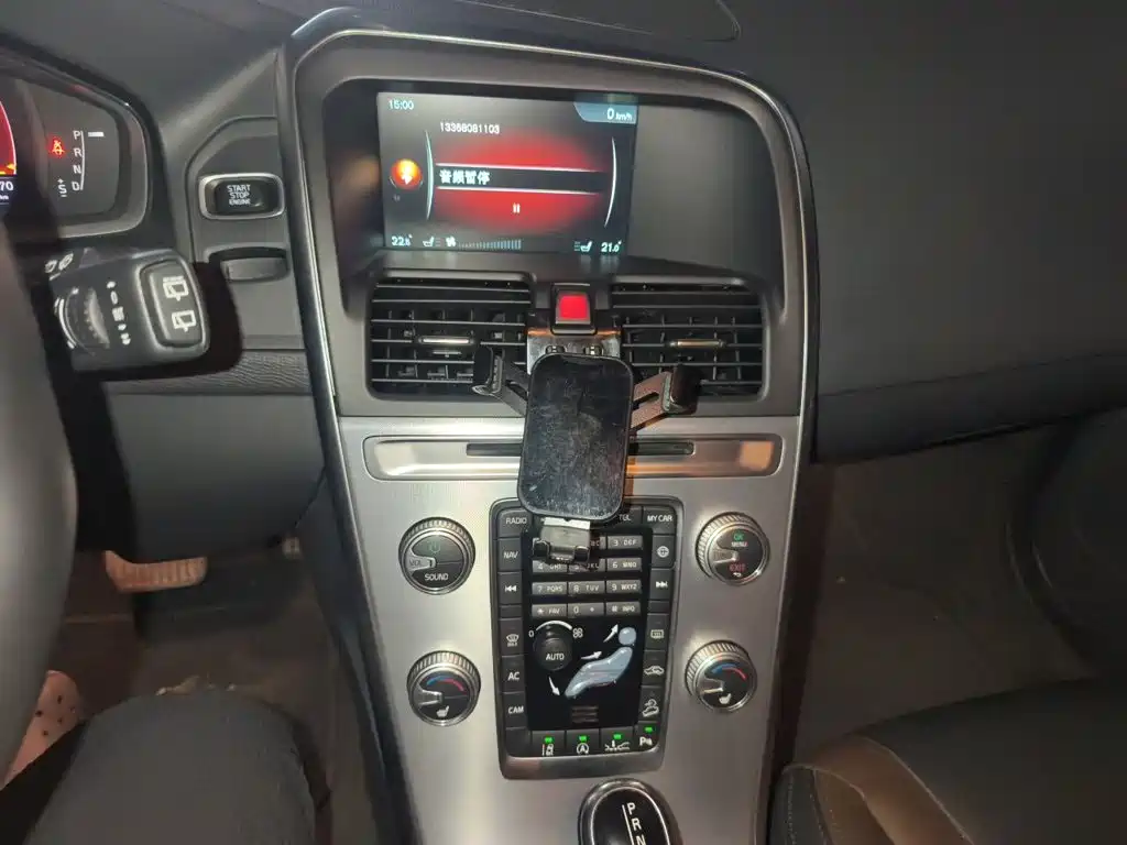 Volvo XC60 — миниатюра 9
