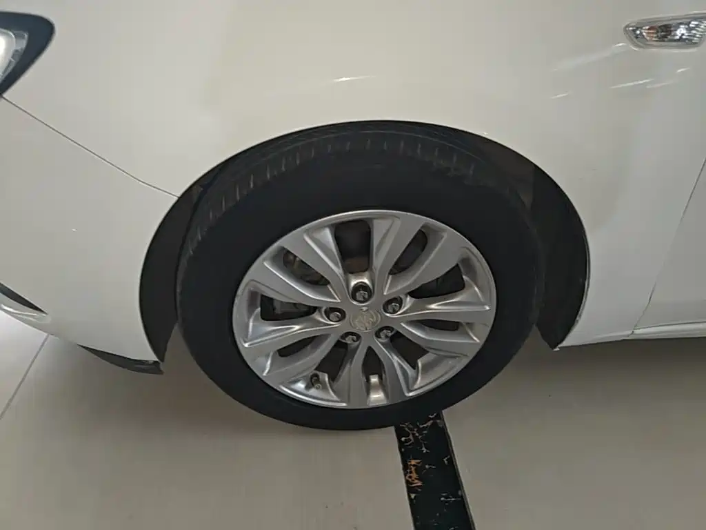 Buick Excelle — миниатюра 23