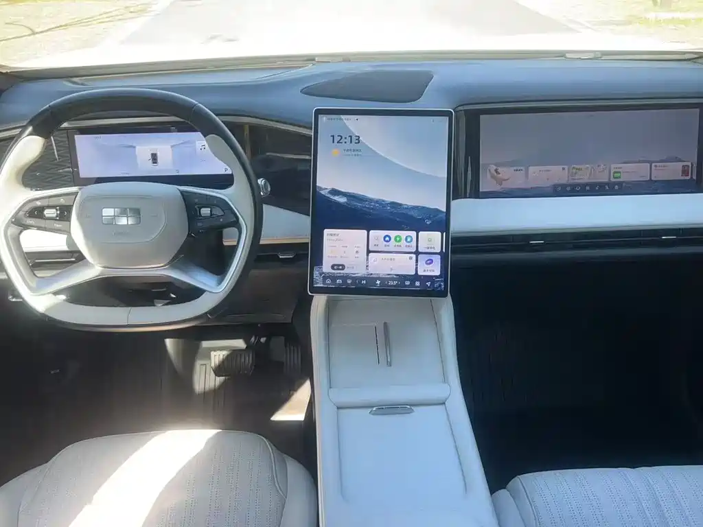 Geely Galaxy Galaxy L7 L7 2024 1.5T 55km PRO