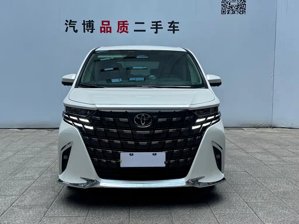 Toyota Alphard — миниатюра 2