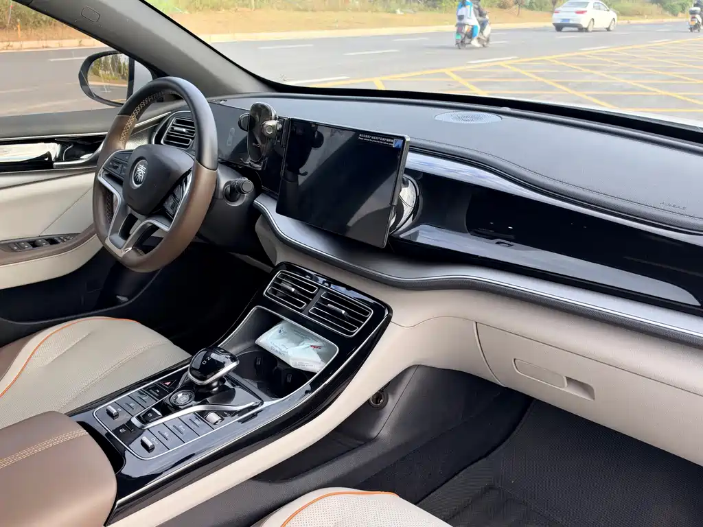 BYD Qin PLUS — миниатюра 11