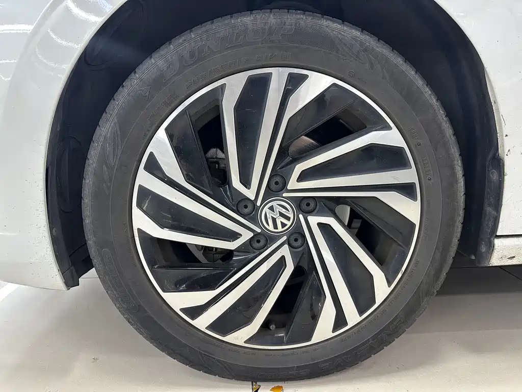 Volkswagen Sagitar — миниатюра 23