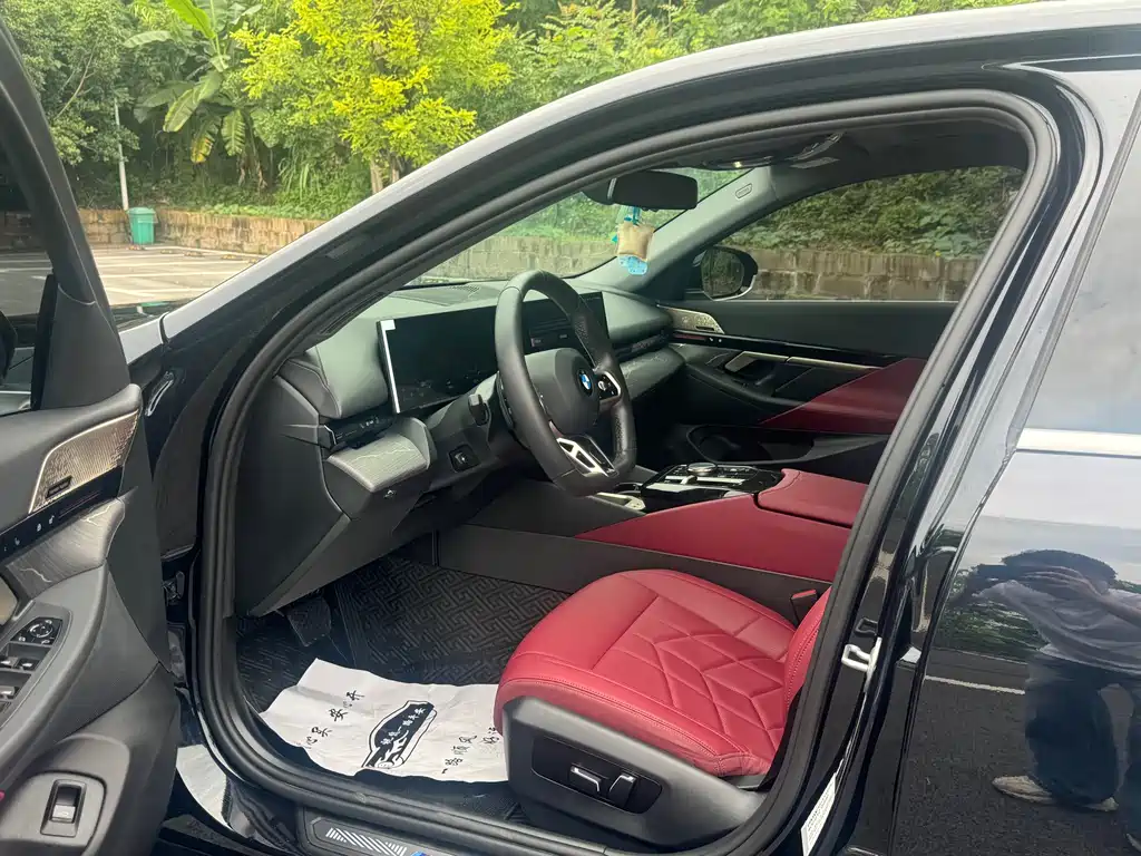 BMW 5 Series 5 2024 525Li M Sport