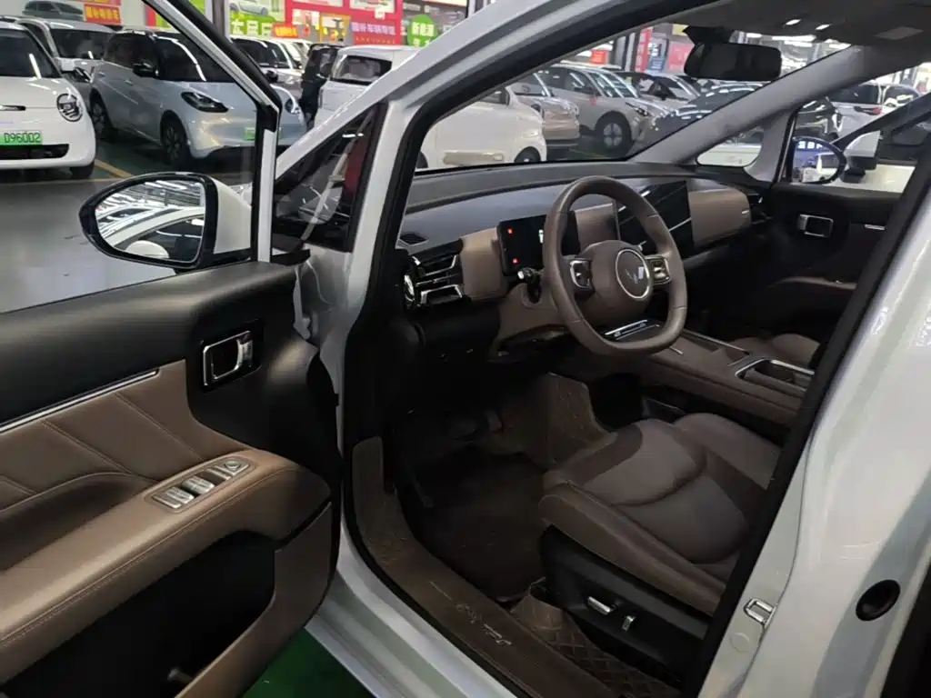 Wuling Xingguang 730 New Energy — миниатюра 16
