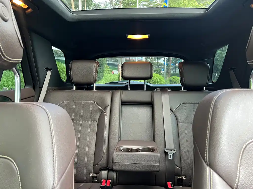 Mercedes-Benz GLE (Import) — миниатюра 9