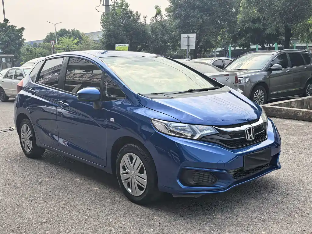 Honda Fit — миниатюра 5