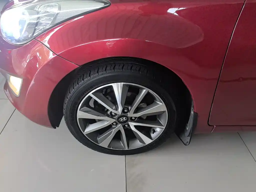 Hyundai Elantra Langdong — миниатюра 23