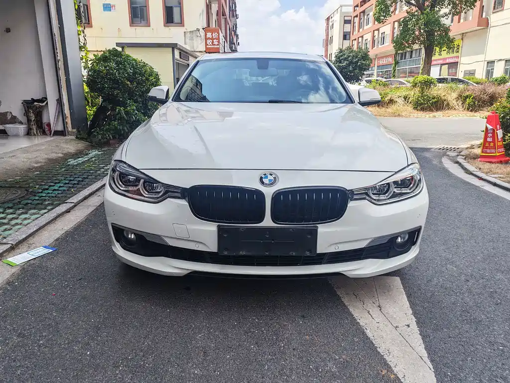 BMW 3 Series — миниатюра 2
