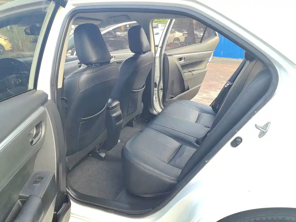 Toyota Corolla — миниатюра 10