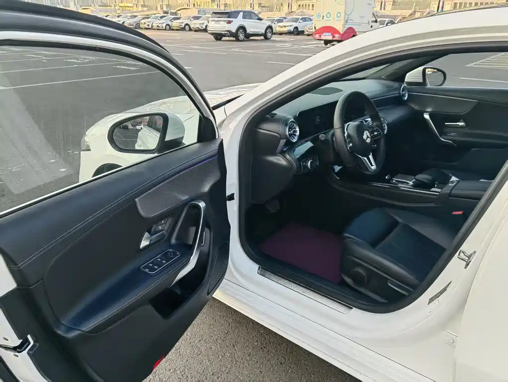Mercedes-Benz A-Class A 2021 A 180 L Sport