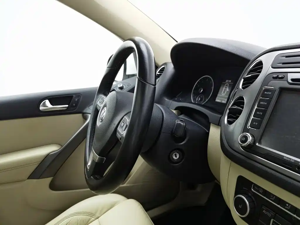 Volkswagen Tiguan — миниатюра 22