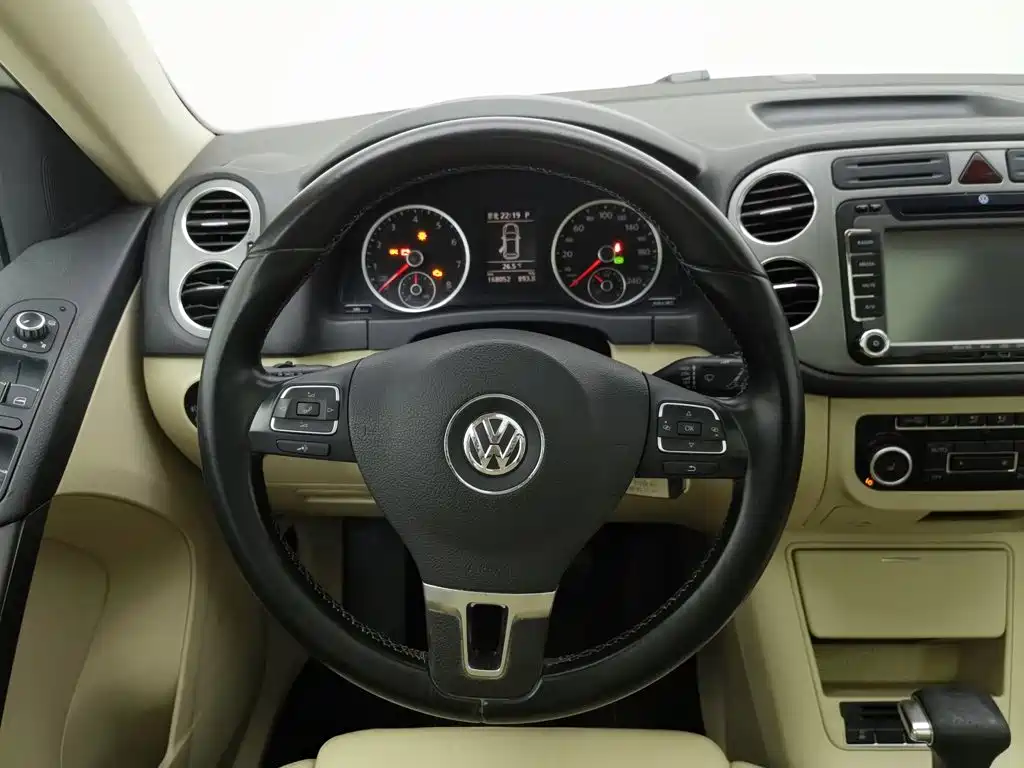 Volkswagen Tiguan — миниатюра 11