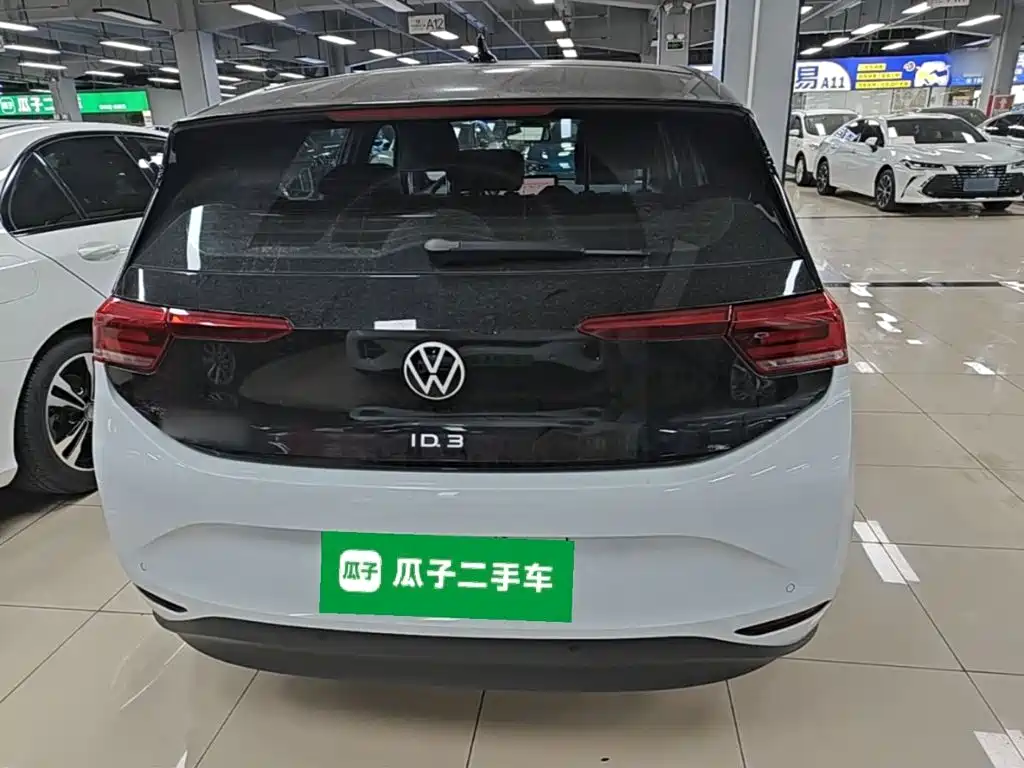 Volkswagen ID.3 — миниатюра 6