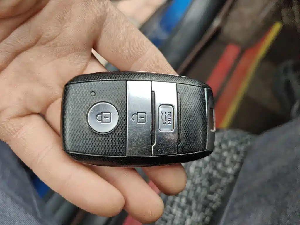 Kia KX Cross — миниатюра 9