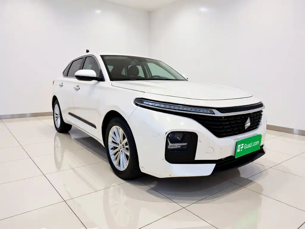 Baojun RC-5 — миниатюра 3