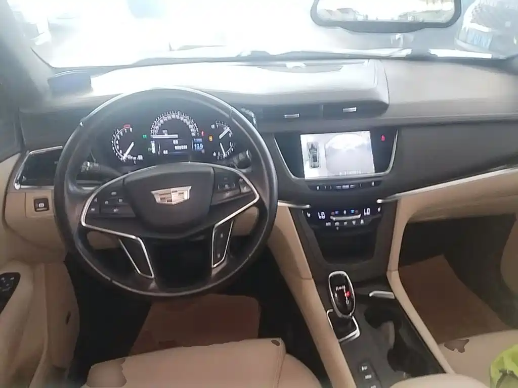 Cadillac XT5 — миниатюра 10