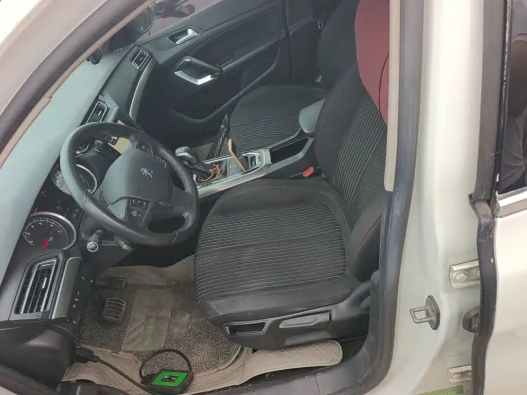 Peugeot 408 — миниатюра 15