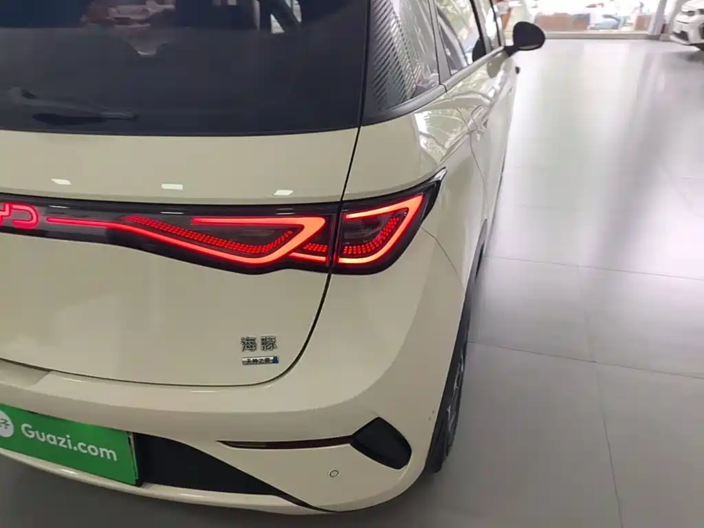 BYD Dolphin — миниатюра 8