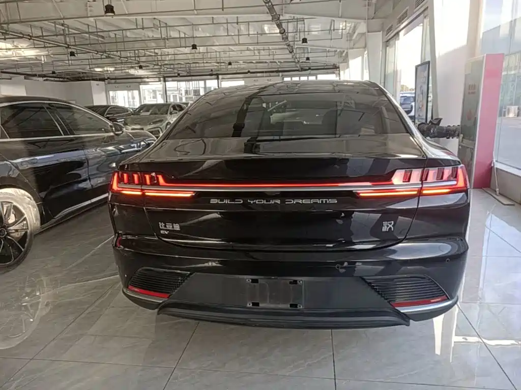 BYD Han — миниатюра 6
