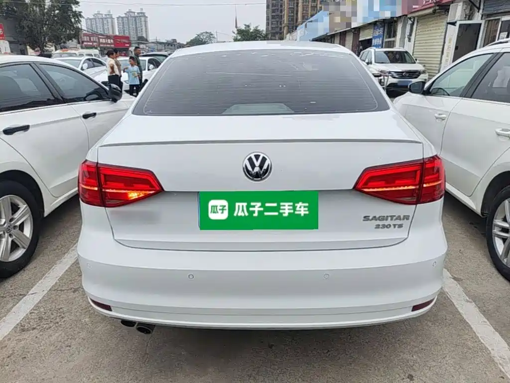 Volkswagen Sagitar — миниатюра 6