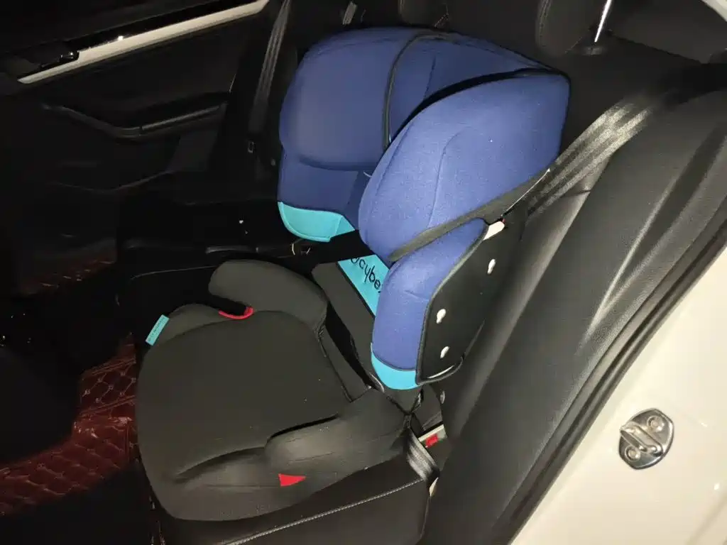 Volkswagen Sagitar — миниатюра 15
