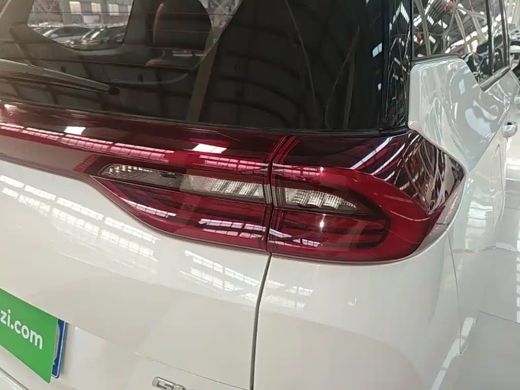 GAC Motor Trumpchi M6 — миниатюра 8