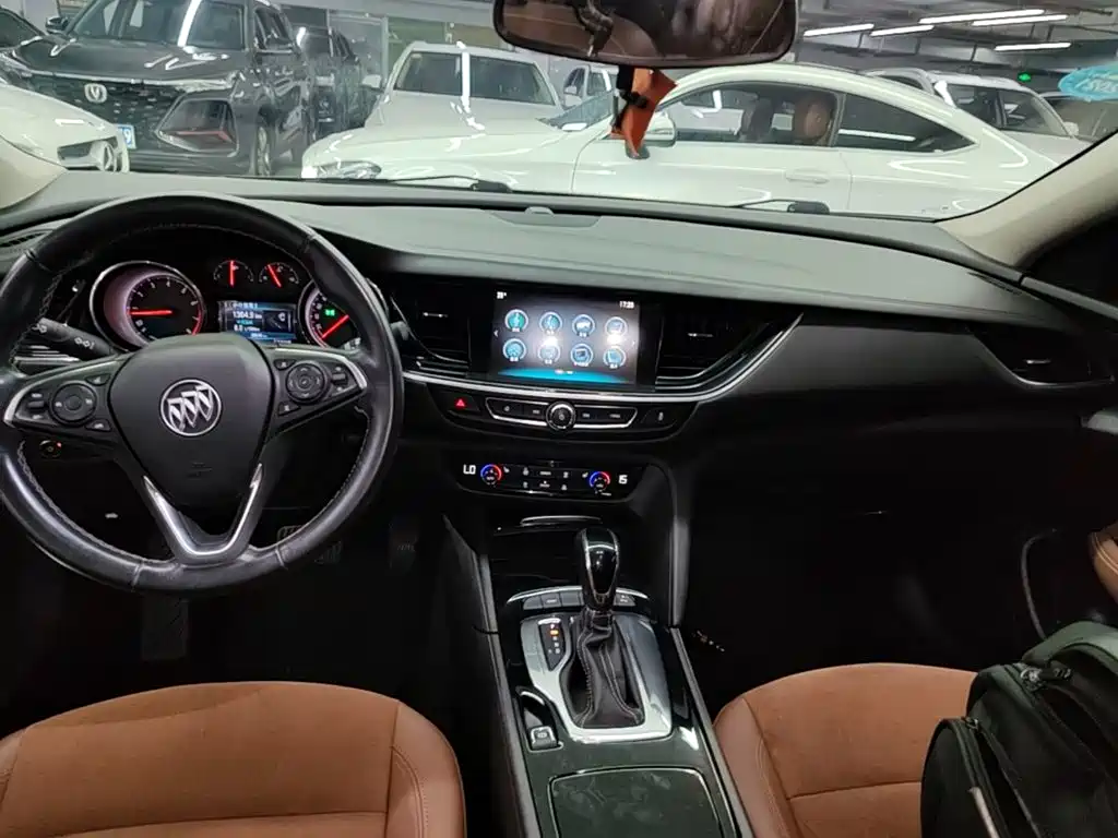 Buick Regal — миниатюра 14