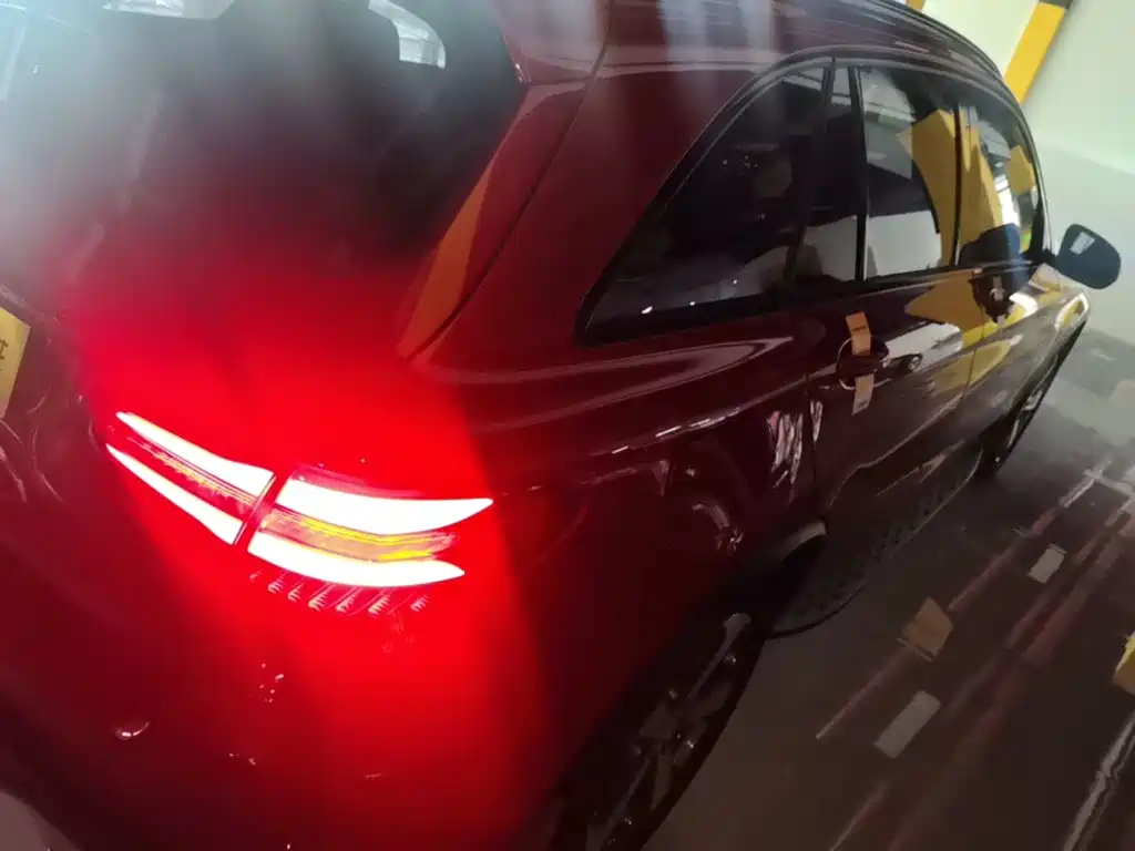 Mercedes-Benz GLC — миниатюра 7