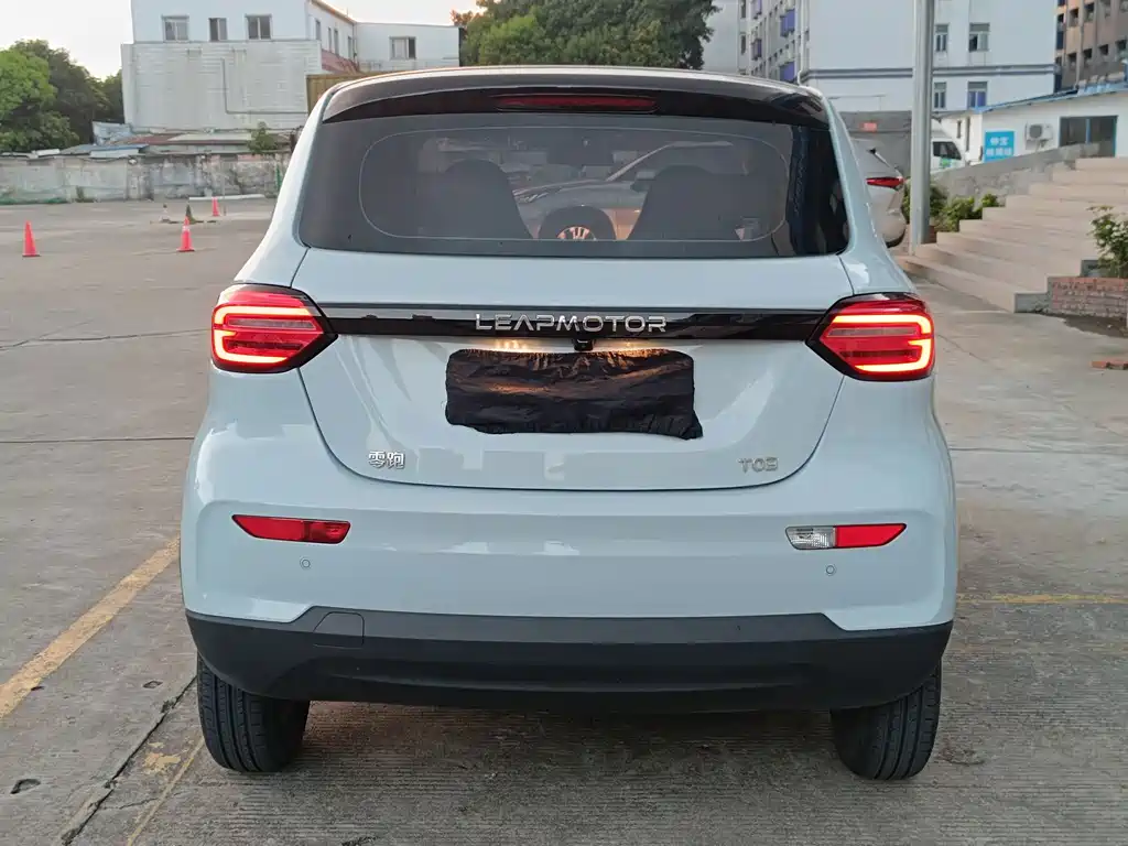 Leapmotor Leapmotor T03 — миниатюра 8