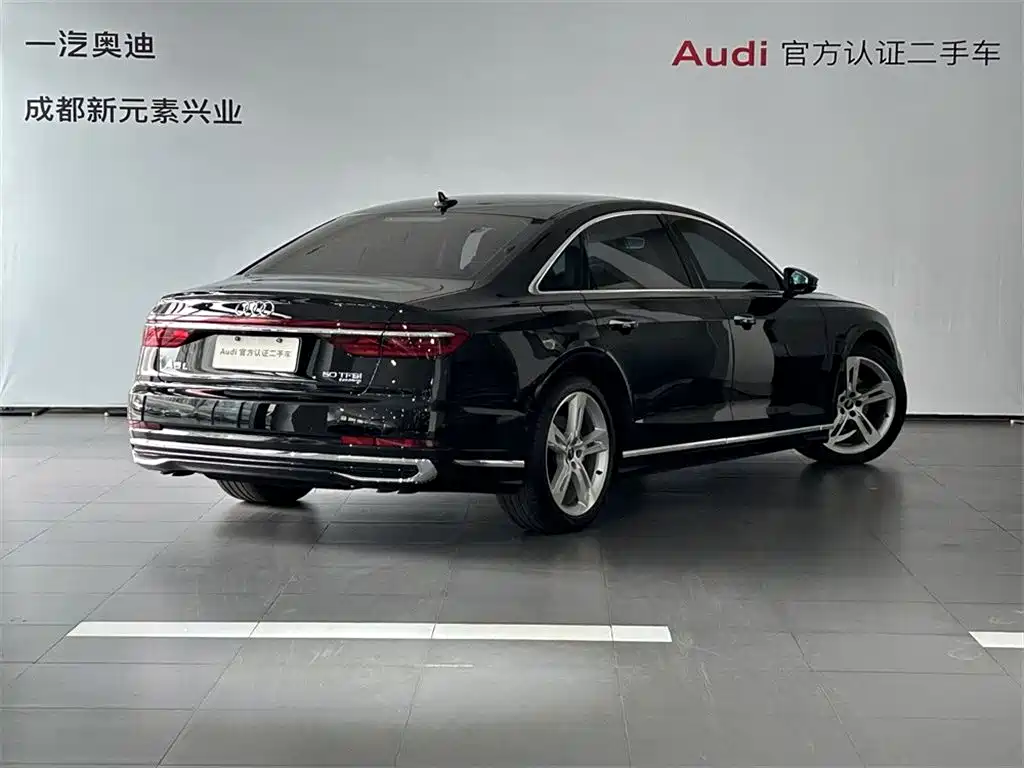 Audi A8