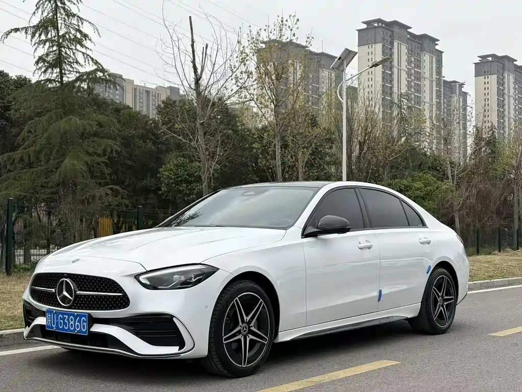 Mercedes-Benz C-Class 2023