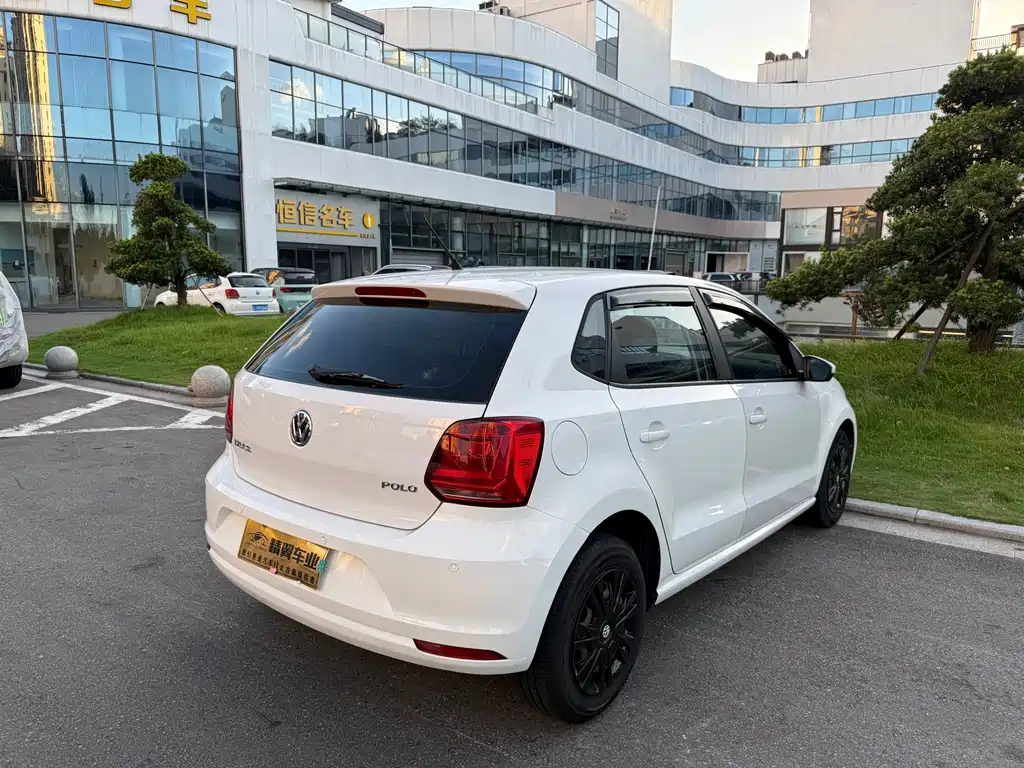 Volkswagen Polo — миниатюра 9