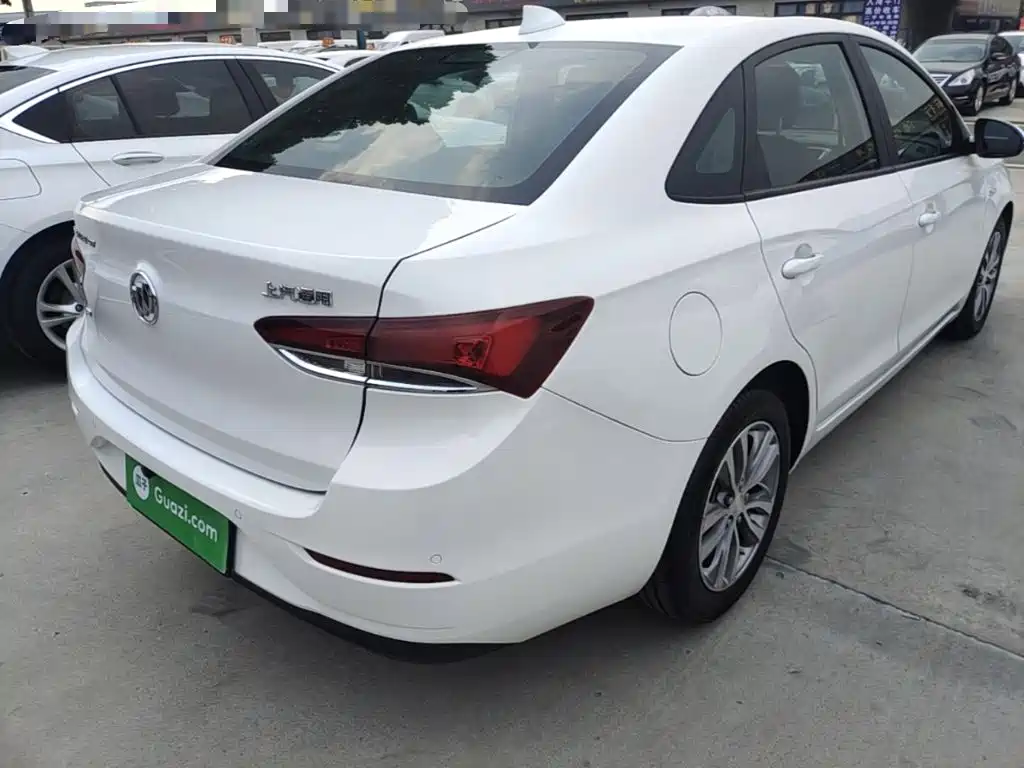 Buick Excelle — миниатюра 7
