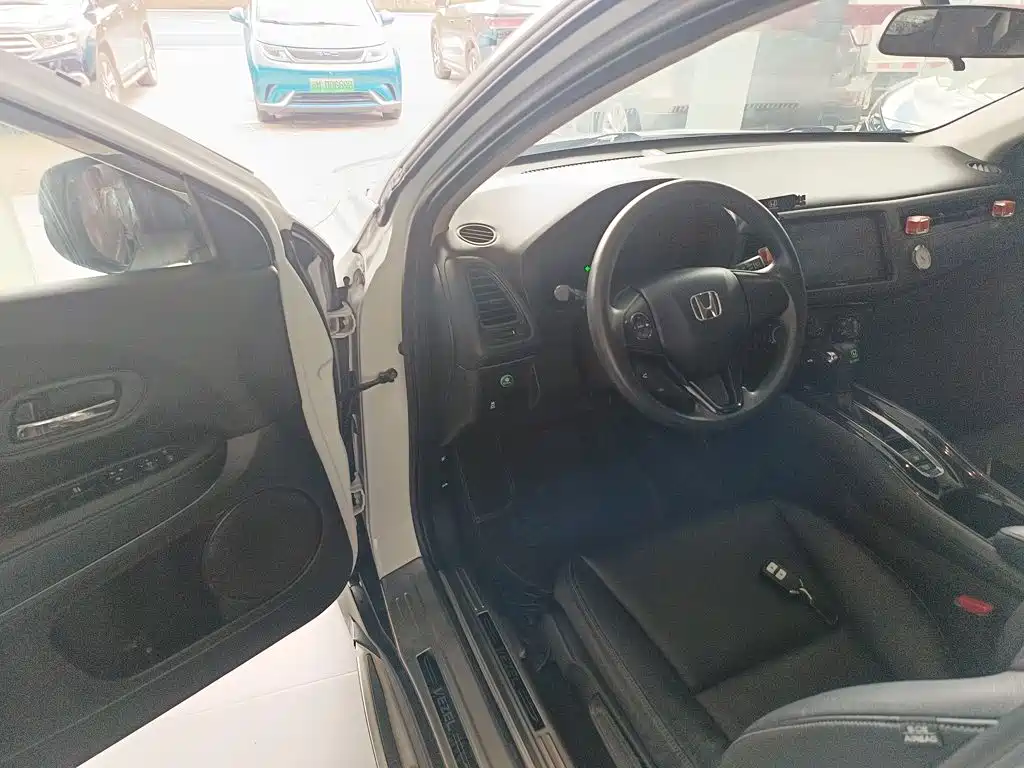 Honda Vezel — миниатюра 16