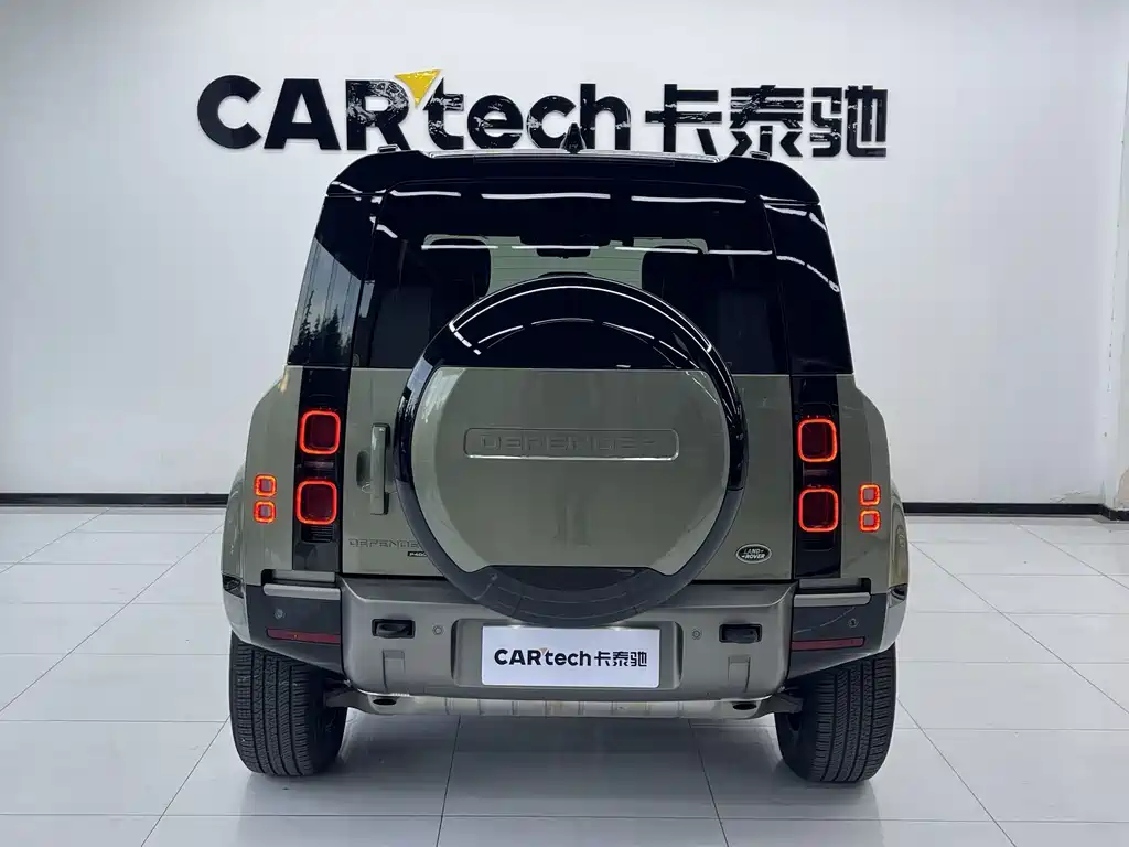 Land Rover Defender — миниатюра 2