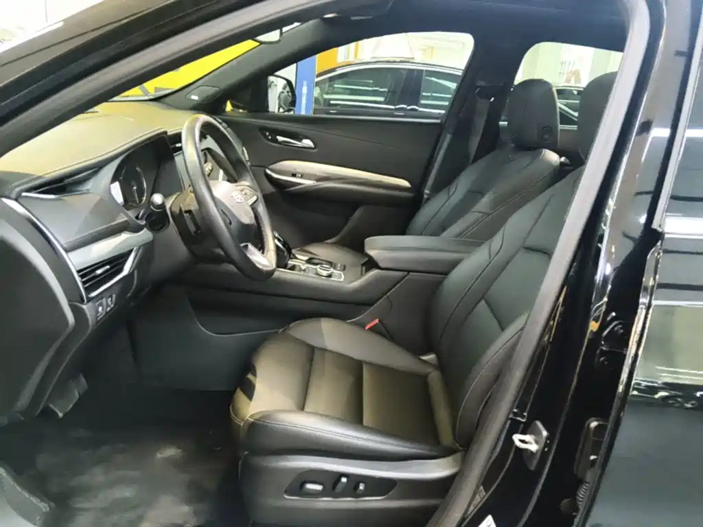 Cadillac XT4 — миниатюра 15