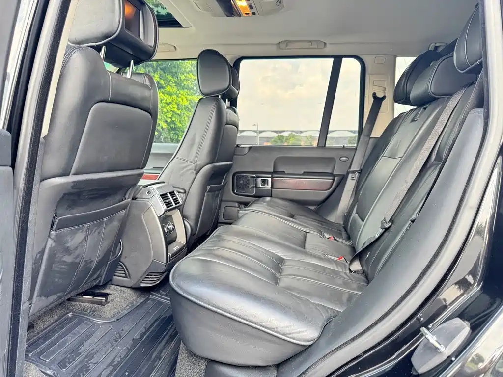 Land Rover Range Rover — миниатюра 9