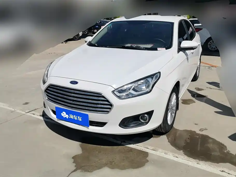 Ford Escort 2016