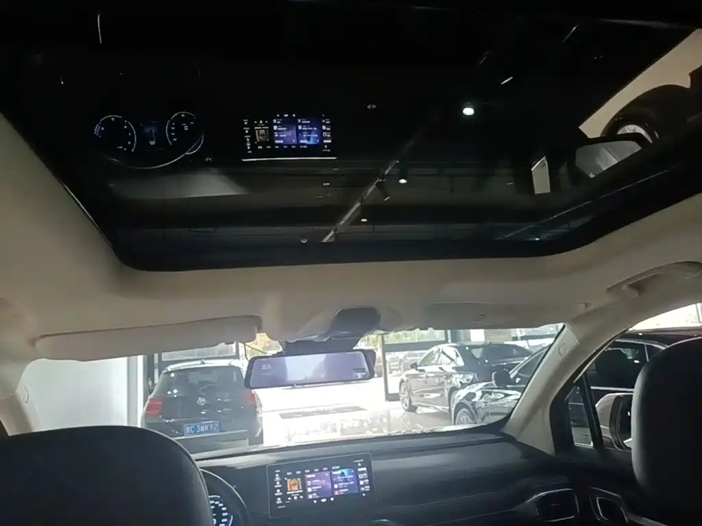 Geely Haoyue — миниатюра 18
