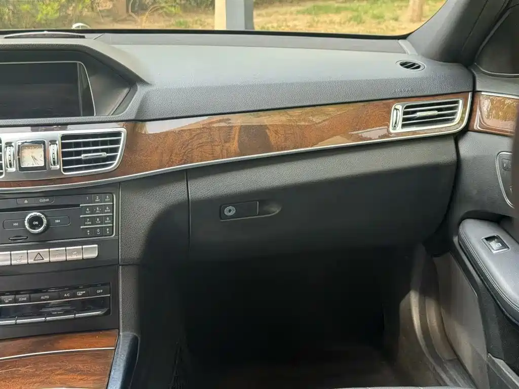 Mercedes-Benz E-Class E 2015 E 200 L