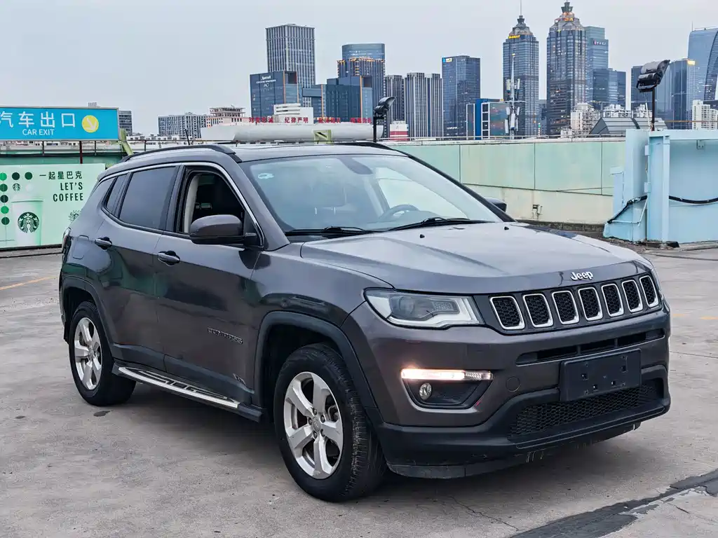 Jeep Compass — миниатюра 3