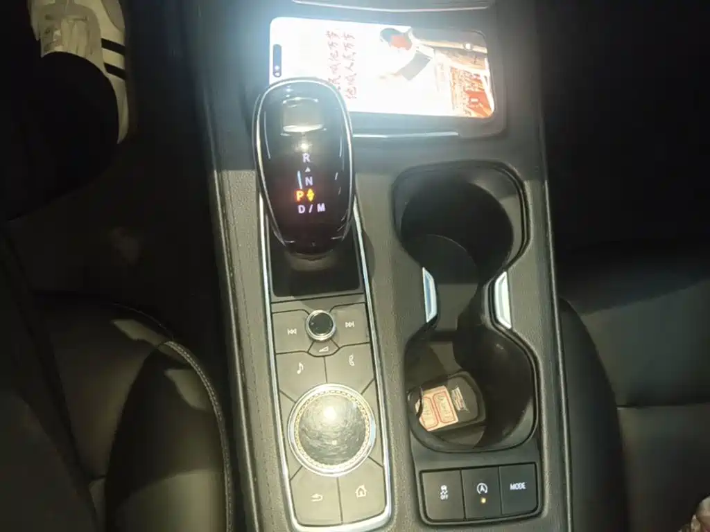 Cadillac XT4 — миниатюра 14
