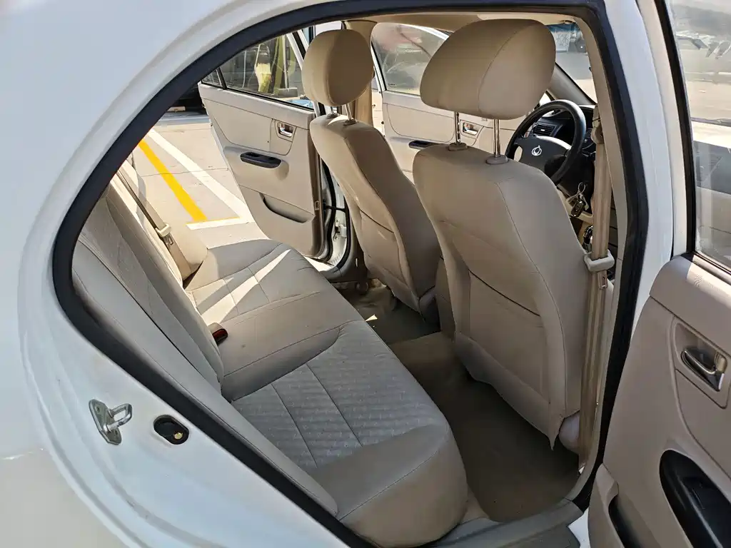 Geely Vision — миниатюра 9