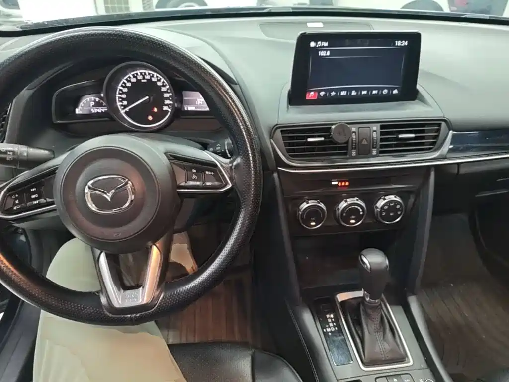 Mazda CX-4 — миниатюра 10